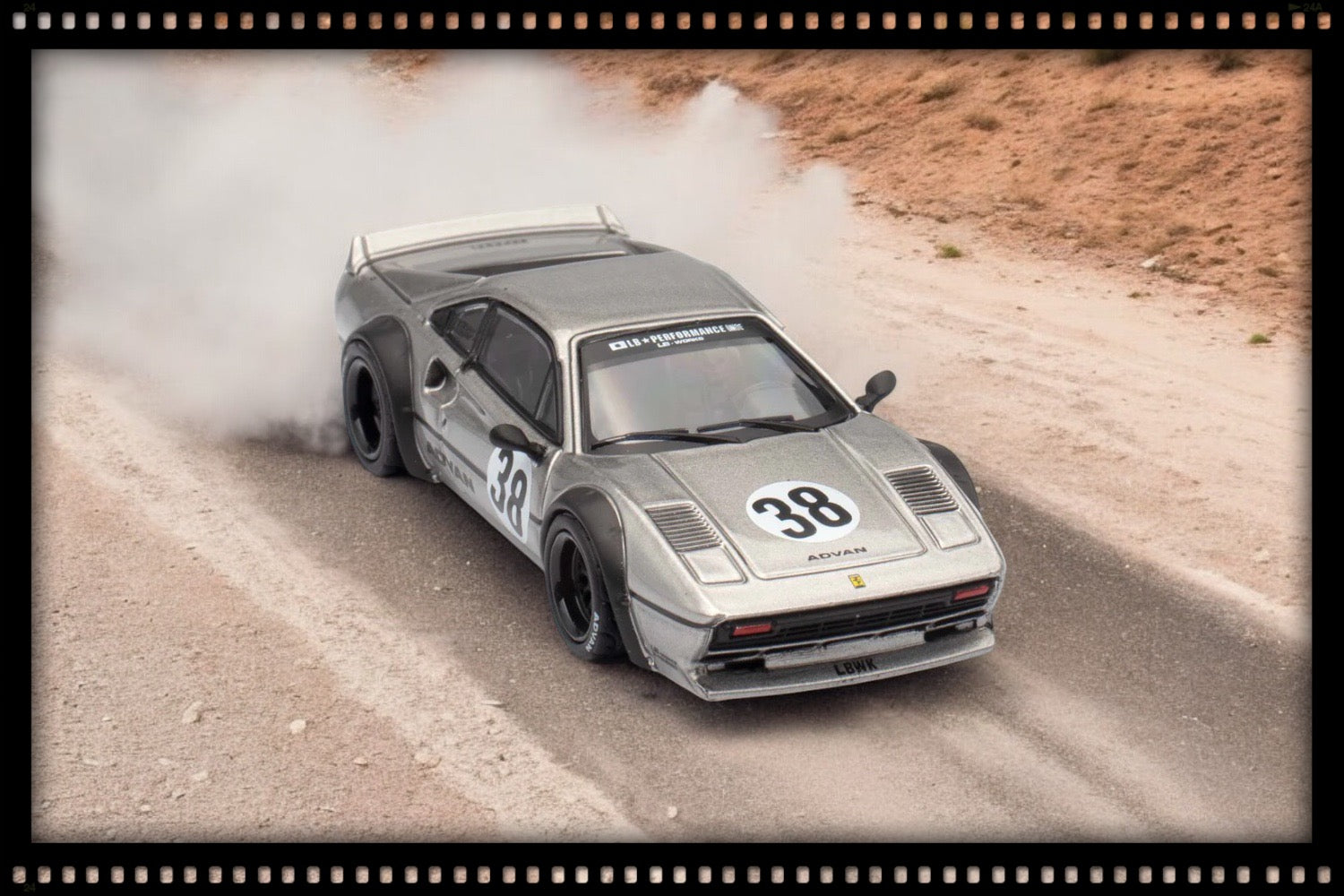 Ferrari LBWK 308 GTB Grey INNO64 Models 1:64 – Exclusive-Hobbyshop