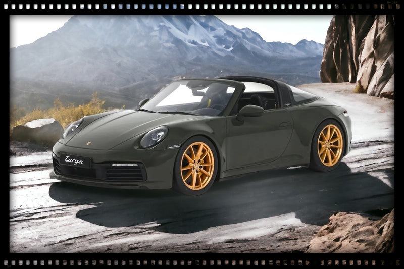 Load image into Gallery viewer, Porsche 911 (992) TARGA 4S 2020 GT SPIRIT 1:18
