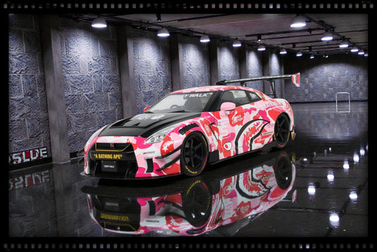Nissan GT-R (R35) W/ LIBERTY WALK BODY KIT 2.0 PINK CAMO 2025 SOLIDO 1:18