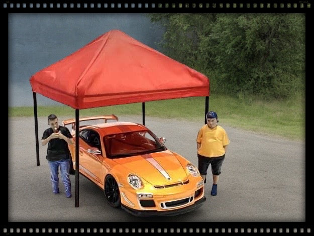 Load image into Gallery viewer, Canopy set with Black Frame &amp; Red Cover (Car not included) AMERICAN DIORAMA 1:18
