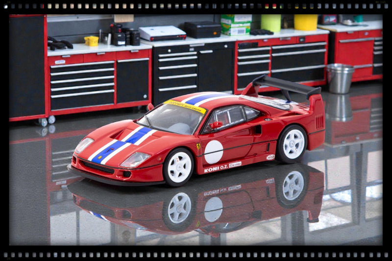 Load image into Gallery viewer, Ferrari F40 LM RED CORSA 1994 TARMAC WORKS 1:64
