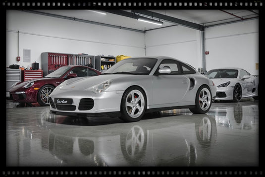 PORSCHE 911 [996.2] TURBO POLAR SILVER 2001 GT SPIRIT 1:18