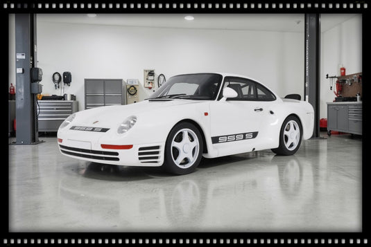 PORSCHE 959 SPORT GRAND PRIX BLANC 1987 GT SPIRIT 1:12