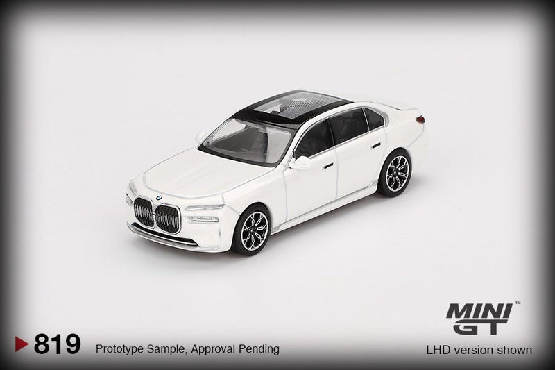 Chargez l&#39;image dans la visionneuse de la galerie, Bmw I7 XDRIVE60 BLANC MINÉRAL 2024 (LHD) MINI GT 1:64
