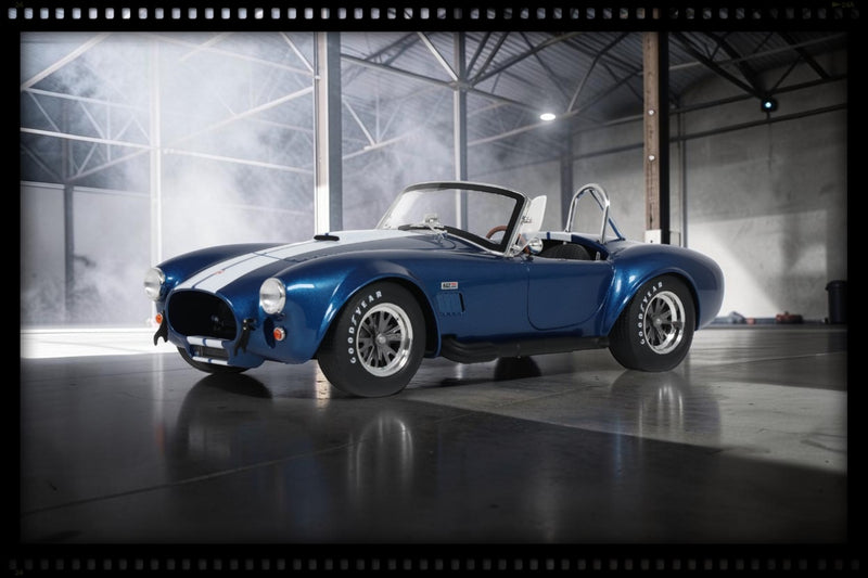 Chargez l'image dans la visionneuse de la galerie, SHELBY COBRA 427 S/C BLEU MARINE 1967 GT SPIRIT 1:18
