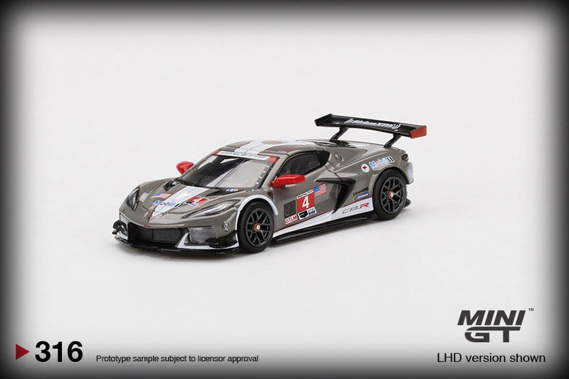 Laad de afbeelding in de Gallery-viewer, Chevrolet CORVETTE C8.R #4 2021 IMSA 12H of Sebring MINI GT 1:64
