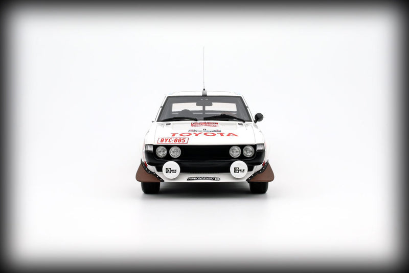 Laad de afbeelding in de Gallery-viewer, Toyota CELICA RA21 WIT RAC RALLY 1977 (LIMITED EDITION 2000 stuks) OTTOmobile 1:18
