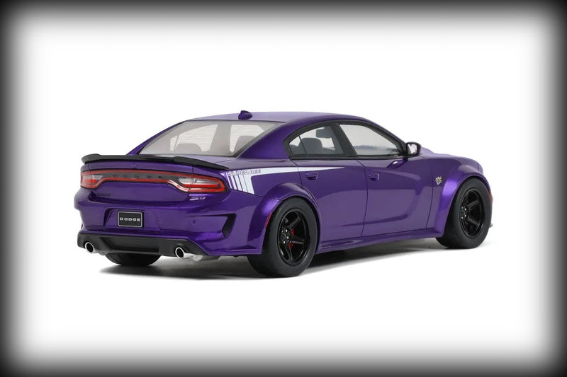 Chargez l&#39;image dans la visionneuse de la galerie, Dodge CHARGER SUPER BEE 2023 PLUM CRAZY GT SPIRIT 1:18
