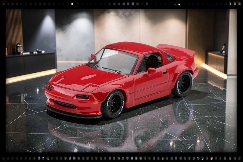 Laad de afbeelding in de Gallery-viewer, MAZDA MX-5 (NA) PANDEM CLASSIC ROOD 2021 MINI GT 1:64
