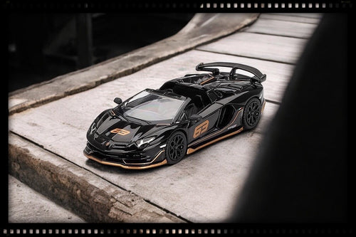 Lamborghini AVENTADOR SVJ 63 ROADSTER NERO ALDEBARAN 2023 (LHD) MINI GT 1:64
