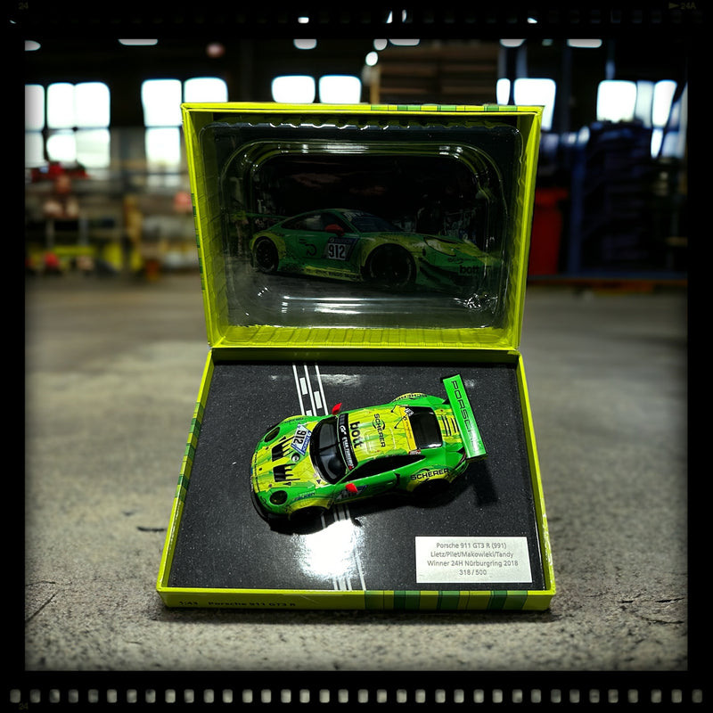 Chargez l&#39;image dans la visionneuse de la galerie, Porsche 911 GT3 R MANTHEY-RACING Nr.912 2018 MINICHAMPS 1:43
