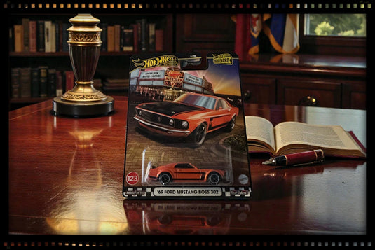 Ford MUSTANG BOSS 302 1969 HOT WHEELS 1:64