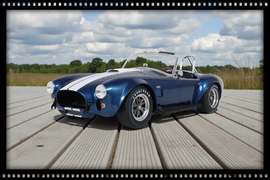 Ford SHELBY COBRA 427S/C BLEU 1967 GT SPIRIT 1:8