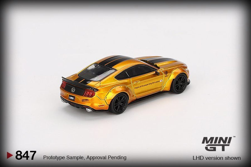 Chargez l&#39;image dans la visionneuse de la galerie, Ford MUSTANG LB-WORKS LB GOLD 2017 (LHD) MINI GT 1:64
