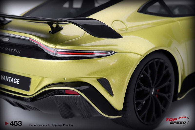 Chargez l&#39;image dans la visionneuse de la galerie, Aston Martin V12 VANTAGE (JAUNE) TOP SPEED 1:18
