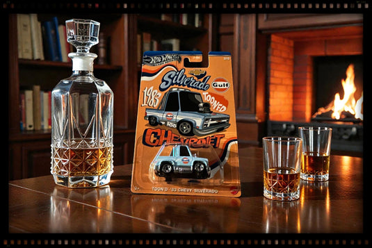 Tooned Chevrolet SILVERADO 1983 HOT WHEELS 1:64