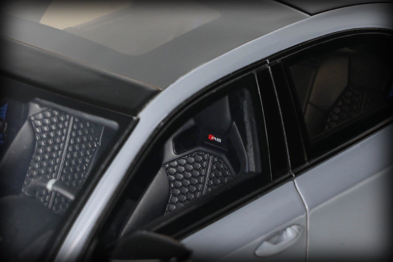 Chargez l&#39;image dans la visionneuse de la galerie, Audi RS3 SEDAN PERFORMANCE EDITION 2022 GT SPIRIT 1:18
