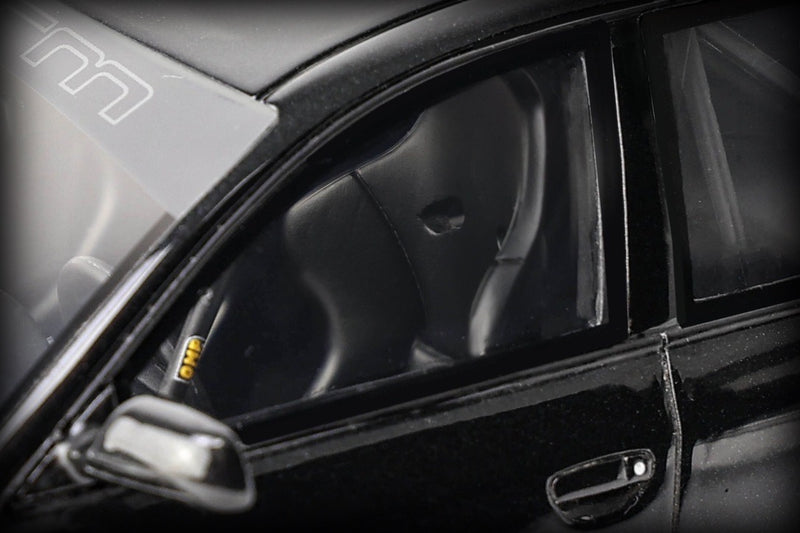 Laad de afbeelding in de Gallery-viewer, Audi RS 6 CLUBSPORT MTM 2004 OTTOmobile 1:18
