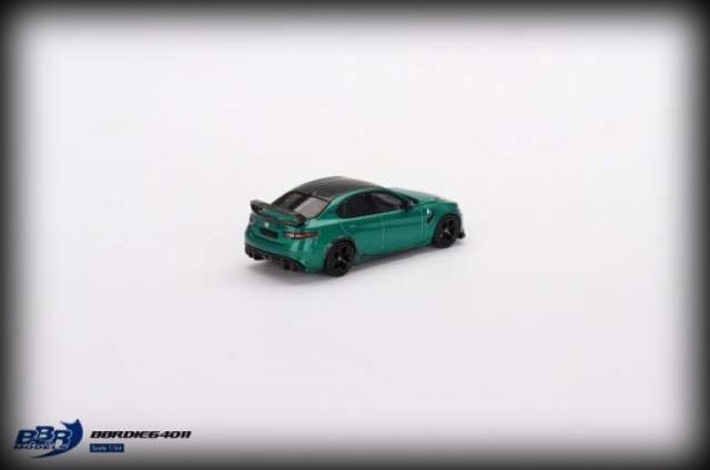 Load image into Gallery viewer, Alfa Romeo Giulia GTAm BBR Models 1:64
