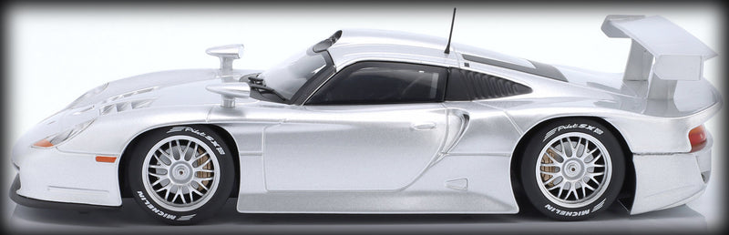 Laad de afbeelding in de Gallery-viewer, Porsche 911 GT1 STREET VERSION 1997 WERK83 1:18
