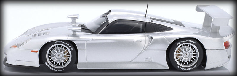 Load image into Gallery viewer, Porsche 911 GT1 STREET VERSION 1997 WERK83 1:18
