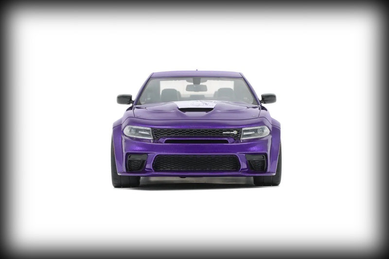 Laad de afbeelding in de Gallery-viewer, Dodge CHARGER SUPER BEE 2023 PLUM CRAZY GT SPIRIT 1:18
