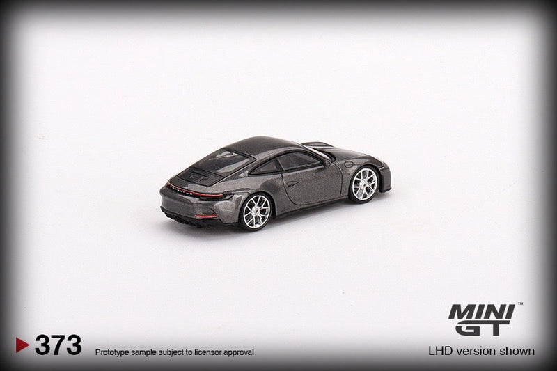 Laad de afbeelding in de Gallery-viewer, Porsche 911 (992) GT3 TOURING (RHD) MINI GT 1:64
