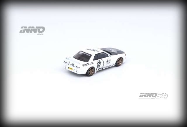 Load image into Gallery viewer, Nissan Skyline GTS-R R32 *Bruce Lee 50th Anniversary* INNO64 Models 1:64
