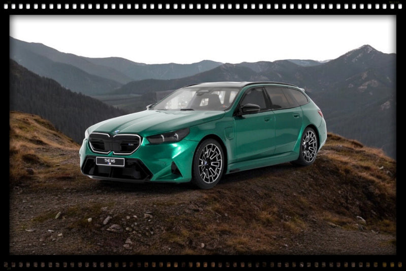 Chargez l&#39;image dans la visionneuse de la galerie, Bmw M5 TOURING ISLE OF MAN VERT 2024 GT SPIRIT 1:18
