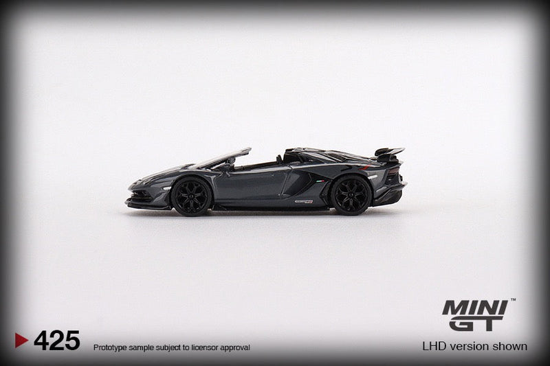Chargez l&#39;image dans la visionneuse de la galerie, Lamborghini AVENTADOR SVJ ROADSTER (RHD) MINI GT 1:64
