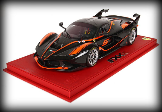 Ferrari FXXK 2016 - Car No. 5 met display case (LIMITED EDITION 59 stuks) BBR Models 1:18