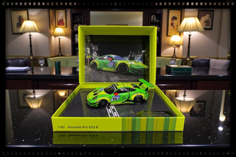 Chargez l'image dans la visionneuse de la galerie, Porsche 911 991 GT3 R Manthey Racing Vainqueur 24 H Nürburgring 2018 ‼️Édition Limitée 318/500 pièces‼️(Boîte Spéciale) MINICHAMPS 1:43
