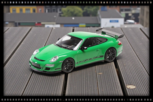 Porsche 911 (997.1) GT3 RS 2007 VERT MINICHAMPS 1:18
