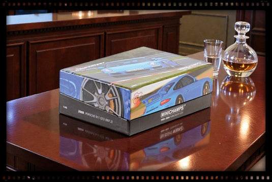 Porsche 911 GT3 2009 BLUE SPECIAL BOX ‼️LIMITED EDITION 525 pieces‼️ MINICHAMPS 1:43