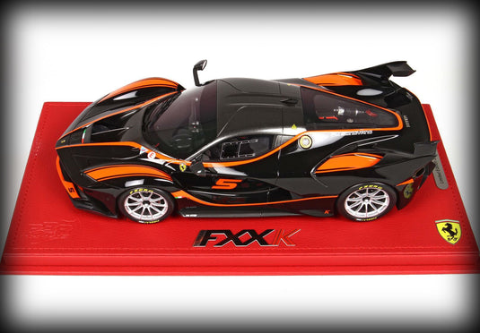 Ferrari FXXK 2016 - Car No. 5 met display case (LIMITED EDITION 59 stuks) BBR Models 1:18