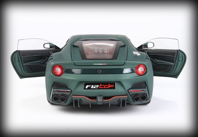 Chargez l&#39;image dans la visionneuse de la galerie, Ferrari F12 TDF 2015 BBR Models 1:18
