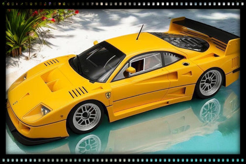 Ferrari F40 LM 1996 Press Version Jaune avec jantes argentées BBS (ÉDITION LIMITÉE Nr.31/95 Avec base en cuir / Sans Case) TECNOMODEL 1:18