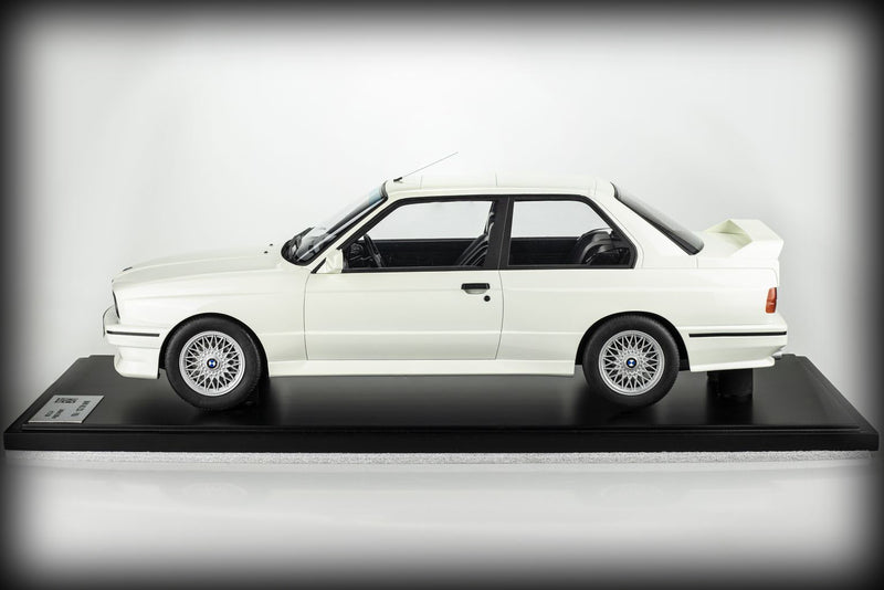 Load image into Gallery viewer, Bmw M3 (E30) M3 1986 (LIMITED EDITION 4 pieces) HC MODELS 1:8
