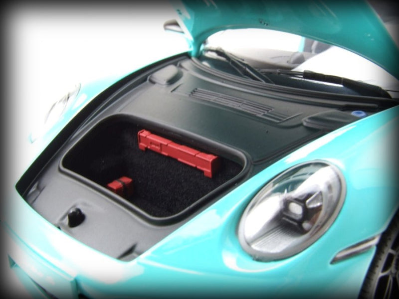 Chargez l&#39;image dans la visionneuse de la galerie, Porsche 911 (992) Turbo S coupé Sport Design 2021 Vert MINICHAMPS 1:18
