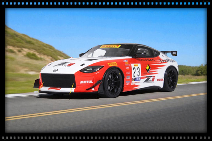 Nissan Z GT4 BLANC #23 2023 OTTOmobile 1:18