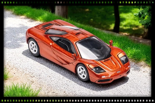 McLaren F1 Orange POP RACE 1:64