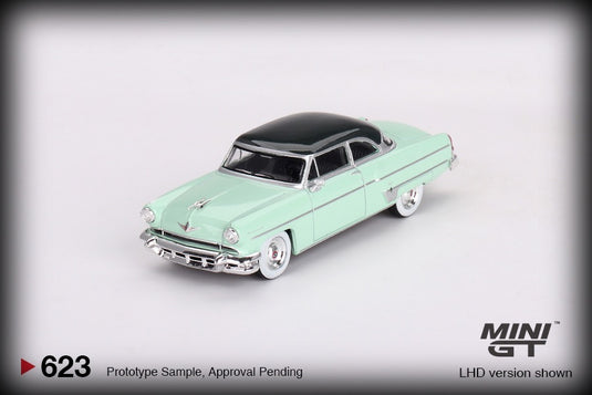 Lincoln Capri 1954 (LHD) MINI GT 1:64