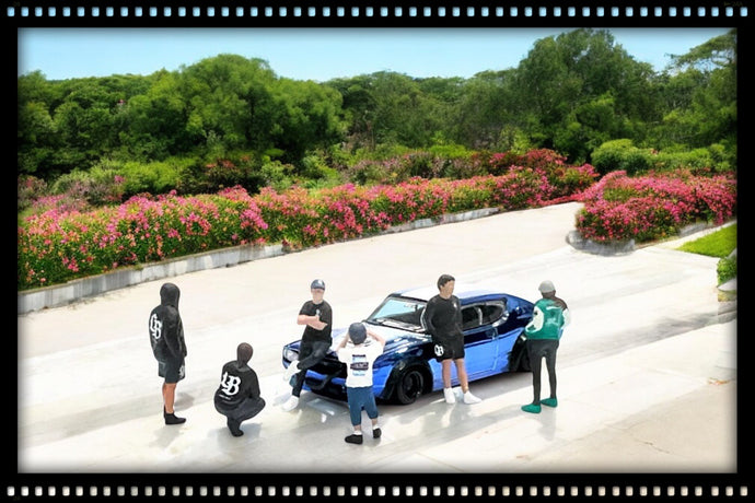 The LB*NATION LBWK Figure set (Car not included) AMERICAN DIORAMA 1:64