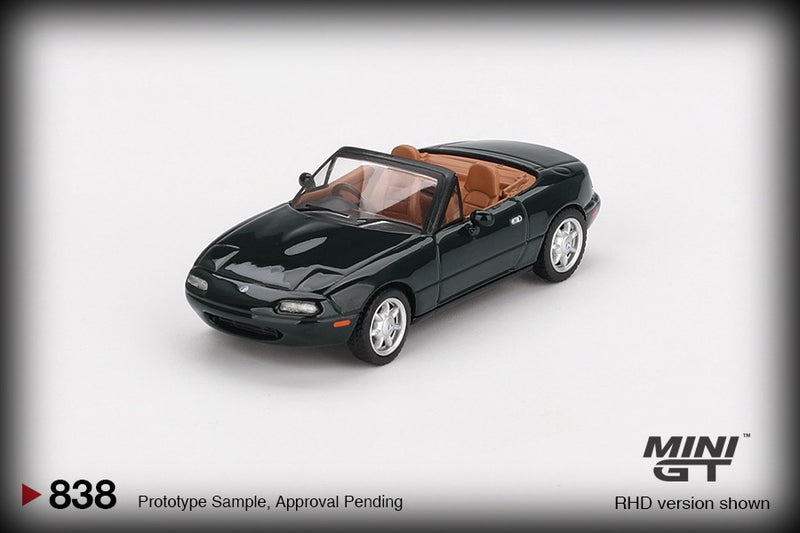 Load image into Gallery viewer, Mazda MX5 EUNOS ROADSTER V- SPECIAL EXCELLENT GREEN MICA 1990 (RHD) MINI GT 1:64
