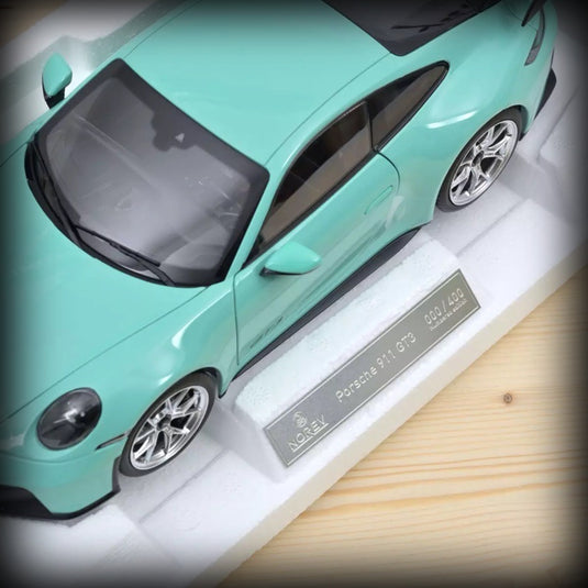 Porsche 911 GT3 2021 Nr.264 - Limited Edition 400 stuks - NOREV 1:18