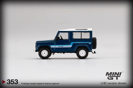 Land Rover Defender 90 County Wagon (LHD) MINI GT 1:64