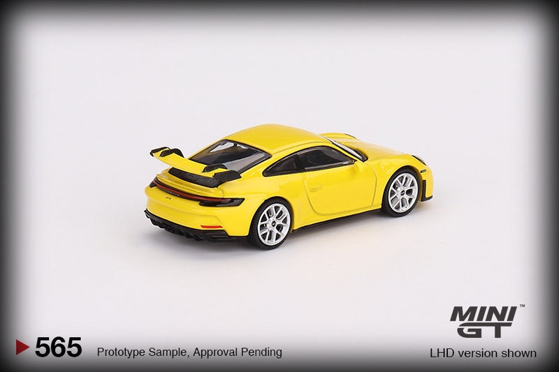 Chargez l&#39;image dans la visionneuse de la galerie, Porsche 911 (992) GT3 (LHD) MINI GT 1:64
