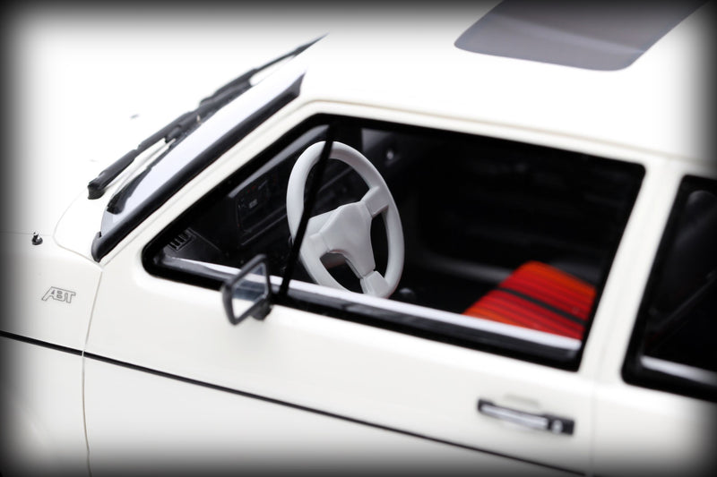 Laad de afbeelding in de Gallery-viewer, Vw GOLF GTI MK1 ABT 1982 OTTOmobile 1:18
