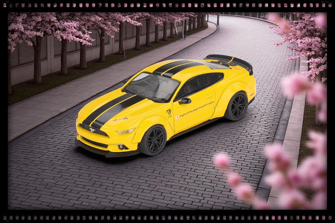 Ford MUSTANG LB-WORKS TRIPLE JAUNE 2015 MINI GT 1:64