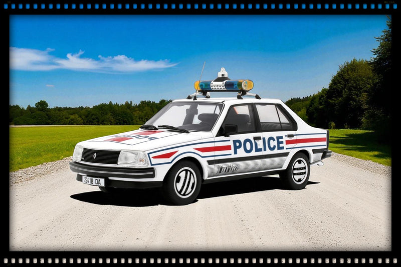 Laad de afbeelding in de Gallery-viewer, Renault 18 TURBO NATIONALE POLITIE 1982 OTTOmobile 1:18
